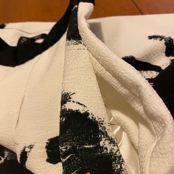 White House Black Market Skirt Size 2 Petite - Picture 4 of 9